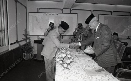 SULTAN AHMAD SHAH AL-MUSTAIN BILLAH