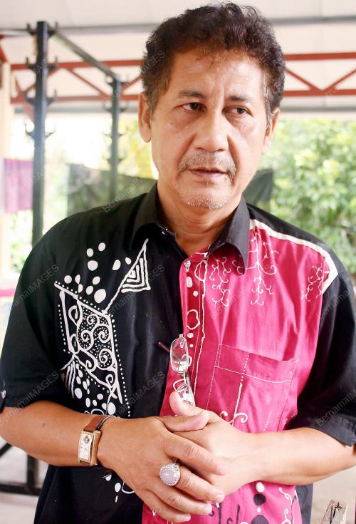 MAT KAMAL ABDULLAH
