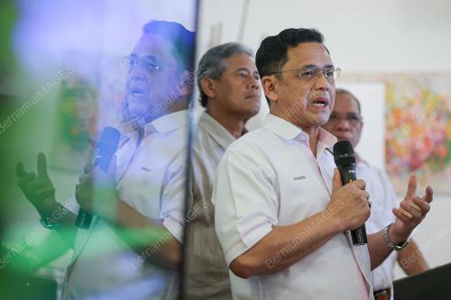 DATUK MOHD BANURI ARIS