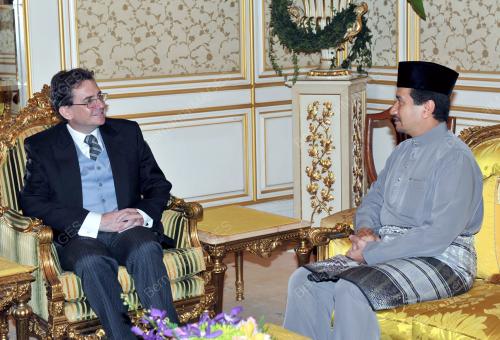 TUANKU MIZAN ZAINAL ABIDIN