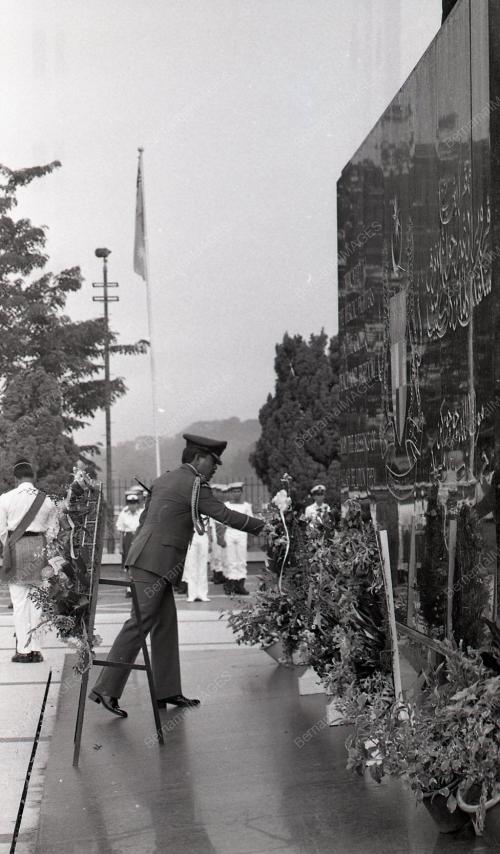 PERLETAKAN KALUNGAN BUNGA