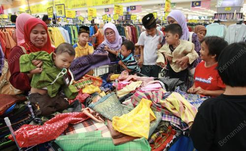 SUMBANGAN BAJU RAYA