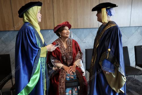 TUN JEANNE ABDULLAH