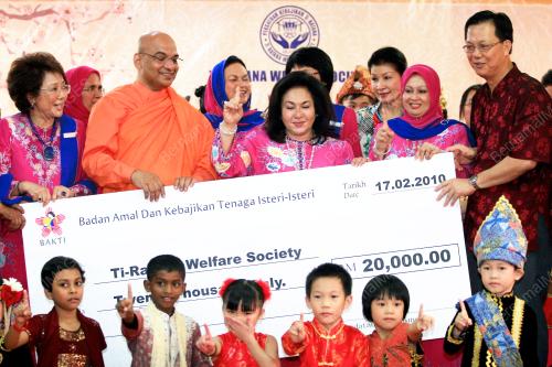 ROSMAH MANSOR