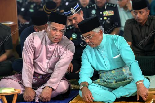 AL-SULTAN ABDULLAH RI'AYATUDDIN AL-MUSTAFA BILLAH SHAH 