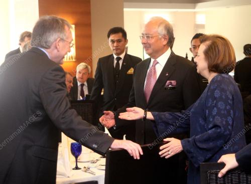 MOHD NAJIB TUN ABDUL RAZAK
