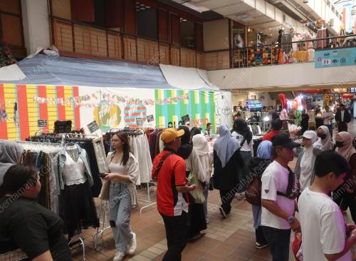PASAR SENI