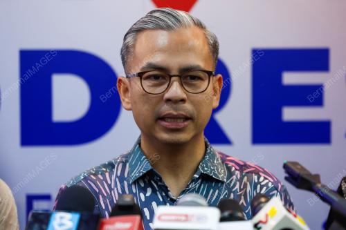 DATUK FAHMI FADZIL