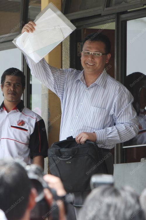 ANUAR SHAARI