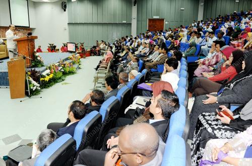 KL13_18092013_DR_RAIS_RASMI