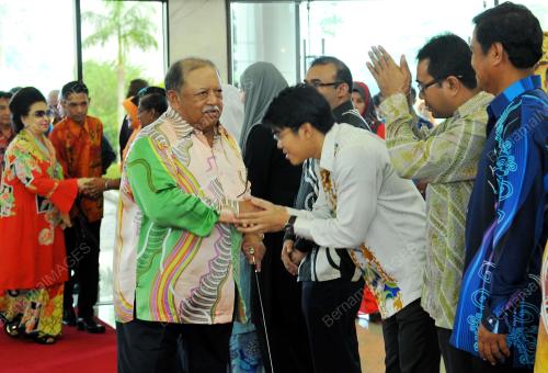 KL13_19042015_SENTUHAN_KASIH