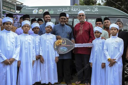 KL13_19052019_SUMBANGAN_RAYA_BN201905180041