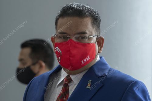 DATUK LOKMAN ADAM