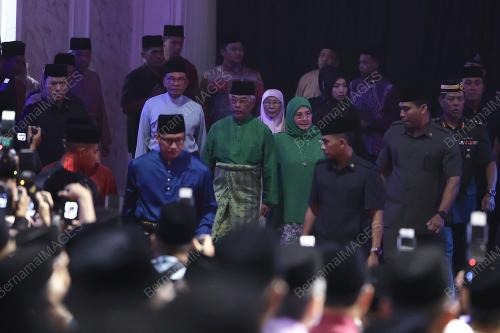 AL-SULTAN ABDULLAH RI'AYATUDDIN AL-MUSTAFA BILLAH SHAH