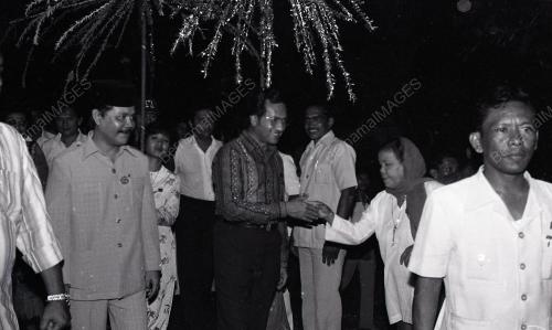 DR. MAHATHIR MOHAMAD
