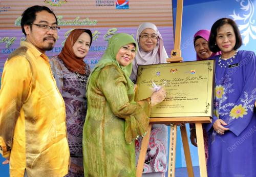 KL13_20112014_JUBLI_EMAS