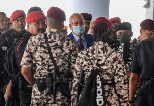DATUK SERI NAJIB TUN RAZAK