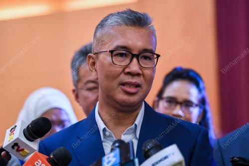TENGKU DATUK SERI ZAFRUL TENGKU ABDUL AZIZ
