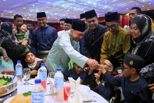 KL13_22022026_PM