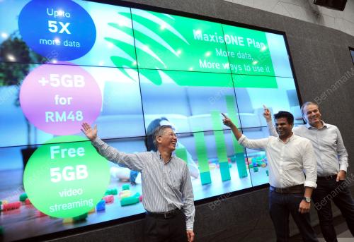 KL13_22042016_MAXIS