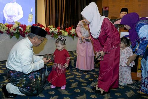 DATUK DR MOHD NA'IM MOKTAR