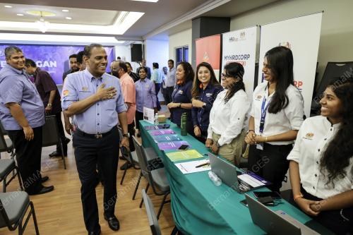 DATUK SERI M SARAVANAN