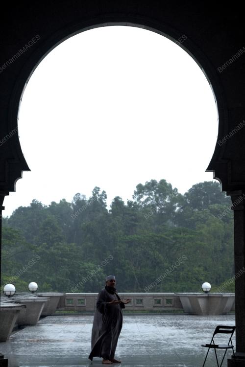 KL13_23052018_HUJAN