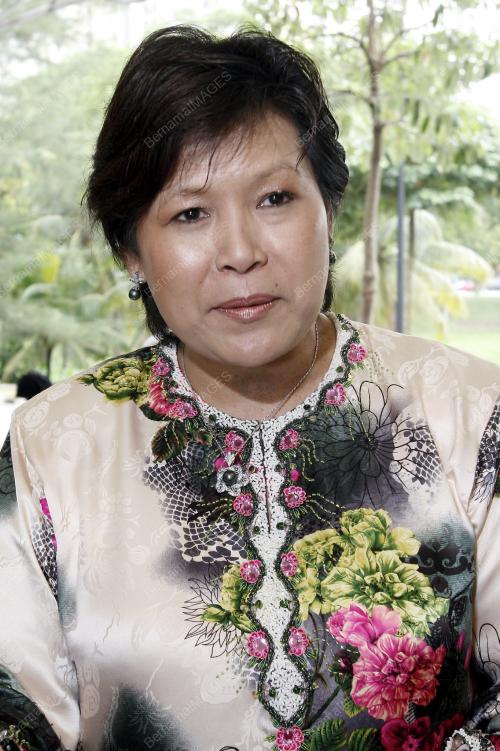 LYA RAHMAN