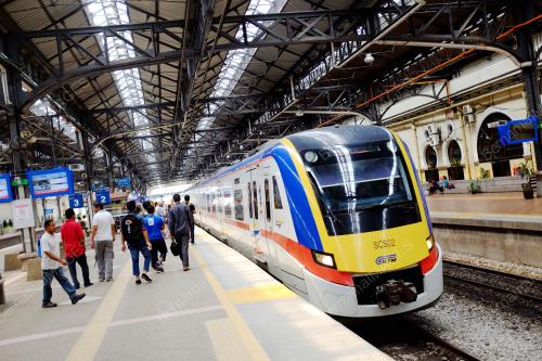 KL13_24032015_KOMUTER