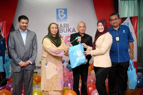 KL13_24042019_HR_BN20190423772