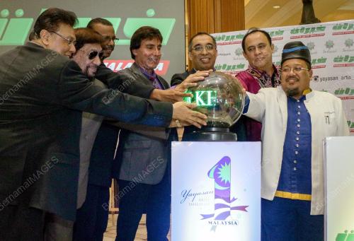 KL13_24052016_YA1M
