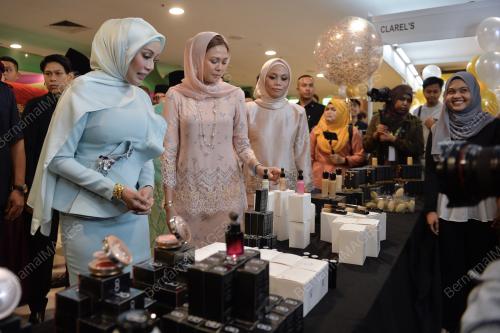 KL13_24052019_STARVENDORS_BN201905230470