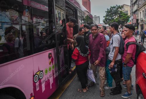 KL13_24062018_WARGA_BN201806231240