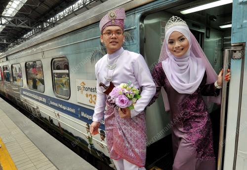 KL13_24082013_WEDDING_ONBOARD