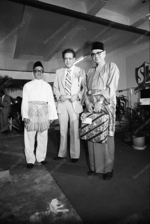 TUNKU ABDUL RAHMAN LANCAR BANGUNAN
