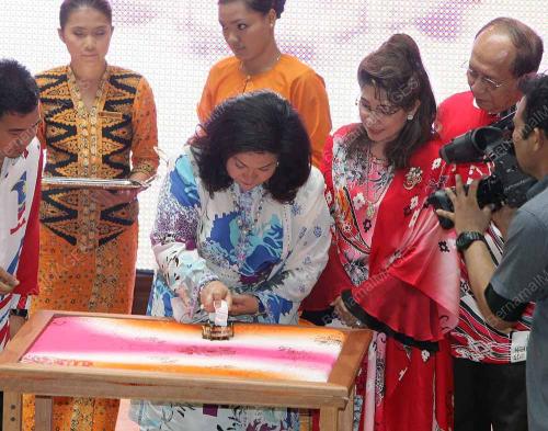 ROSMAH MANSOR
