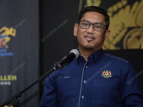 DATUK SERI AHMAD FAIZAL AZUMU