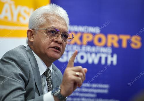 DATUK MOHD MUSTAFA ABDUL AZIZ