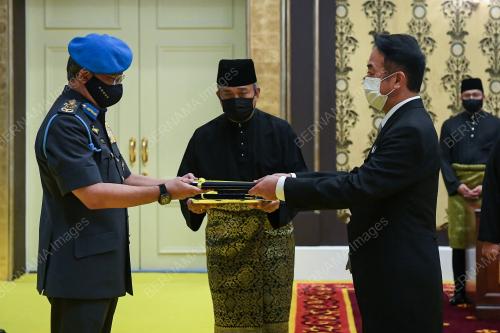 AL-SULTAN ABDULLAH RI'AYATUDDIN AL-MUSTAFA BILLAH SHAH
