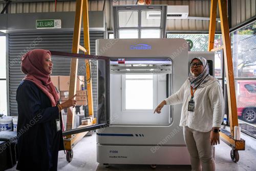 DR NUR SYAZANA OSMAN