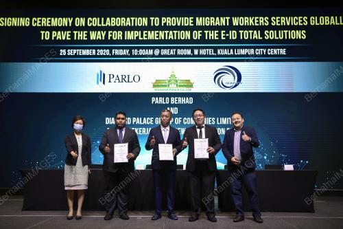 PARLO BERHAD, DIAMOND PALACE AND SEAVIEW HECTARE SIGNS AGREEMENT