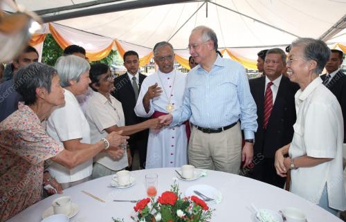 MOHD NAJIB TUN ABDUL RAZAK