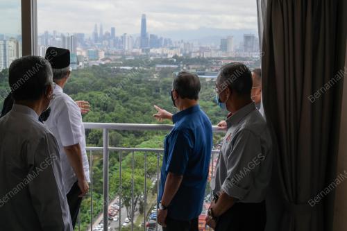 TAN SRI MUHYIDDIN YASSIN