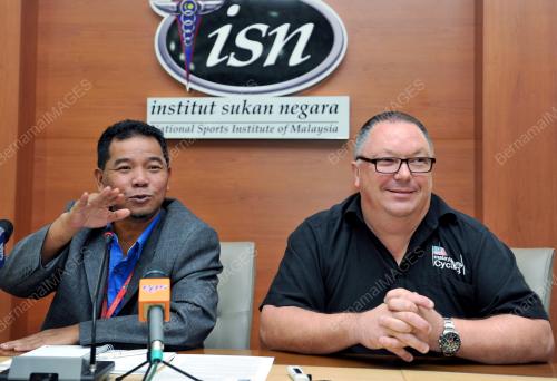 KL13_26042013_ISN_BERBASIKAL