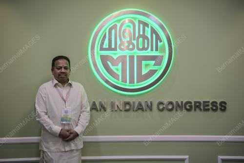 TAN SRI S.A VIGNESWARAN
