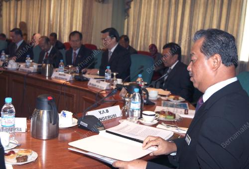 MUHYIDDIN YASSIN