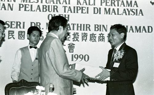 KL13_270390_MESYUARAT_AGONG