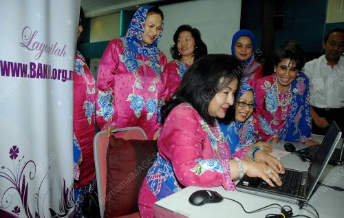 ROSMAH MANSOR