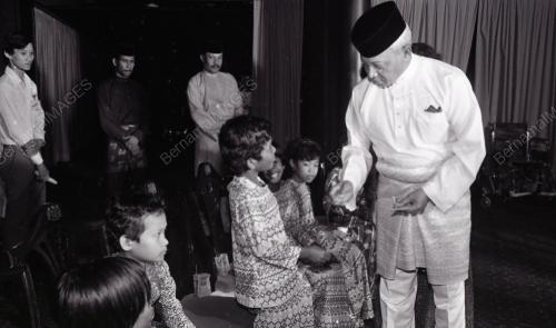 SULTAN AHMAD SHAH AL-MUSTAIN BILLAH