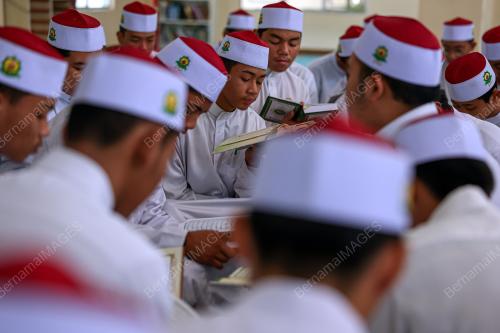 NUZUL AL-QURAN